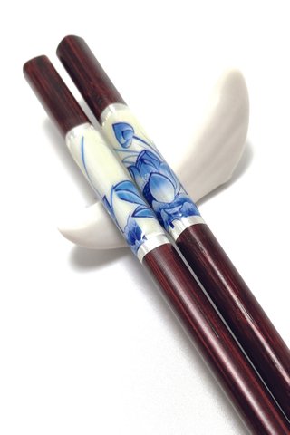 Blue Lotus Design Natural Wood Chopsticks and Holders Dining Set