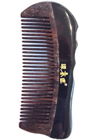 8100644 | Tan's Chacate Preto Wooden and Buffalo Horn Comb | Health Care Comb