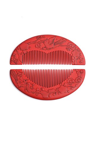 8100352 | Tan's Box Wood Handpainted Wedding Comb Gift Set